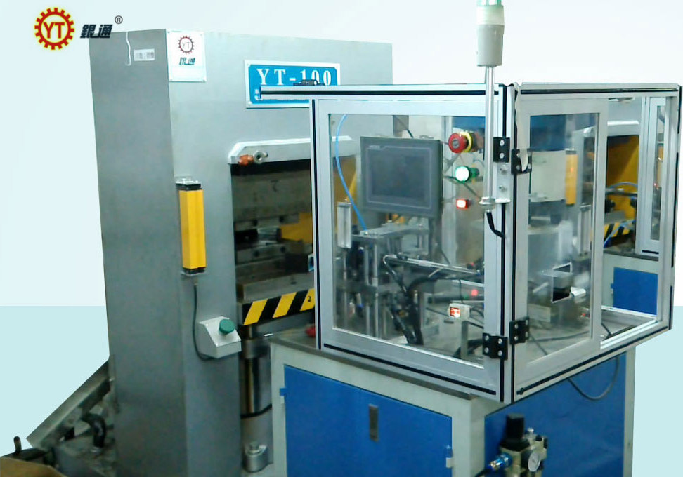 液壓機(jī)和魔方哪個(gè)更難